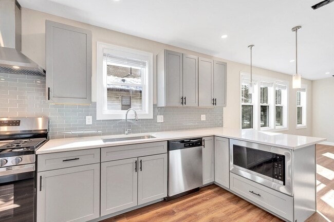 Building Photo - 55-57 Bailey Rd