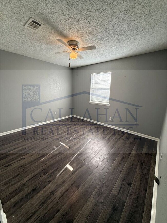 Building Photo - 4 Bedroom Home in Mabelvale