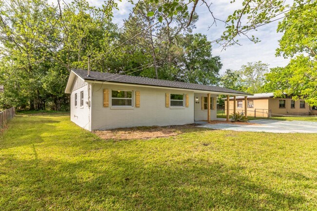 Building Photo - 4818 Dallen Lea Dr