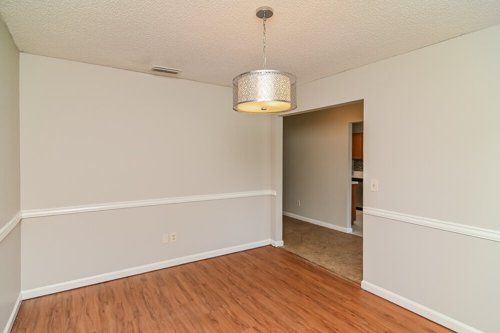 Building Photo - 4359 Hollygate Dr