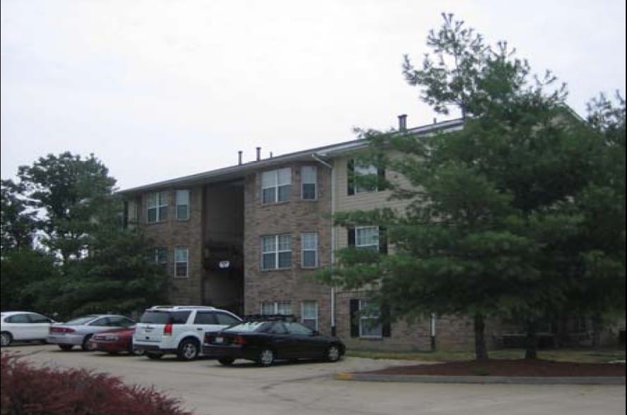 Building Photo- Exterior Photo - Chouteau Bay Apartments