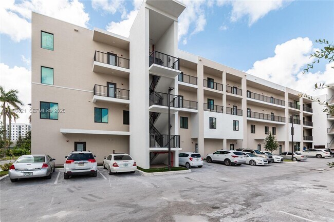 Building Photo - 4640 NW 84th Ave