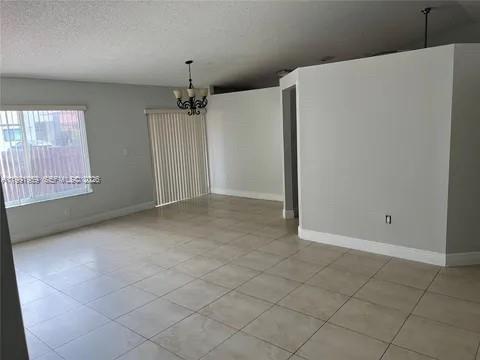 Building Photo - 14218 SW 176th Terr