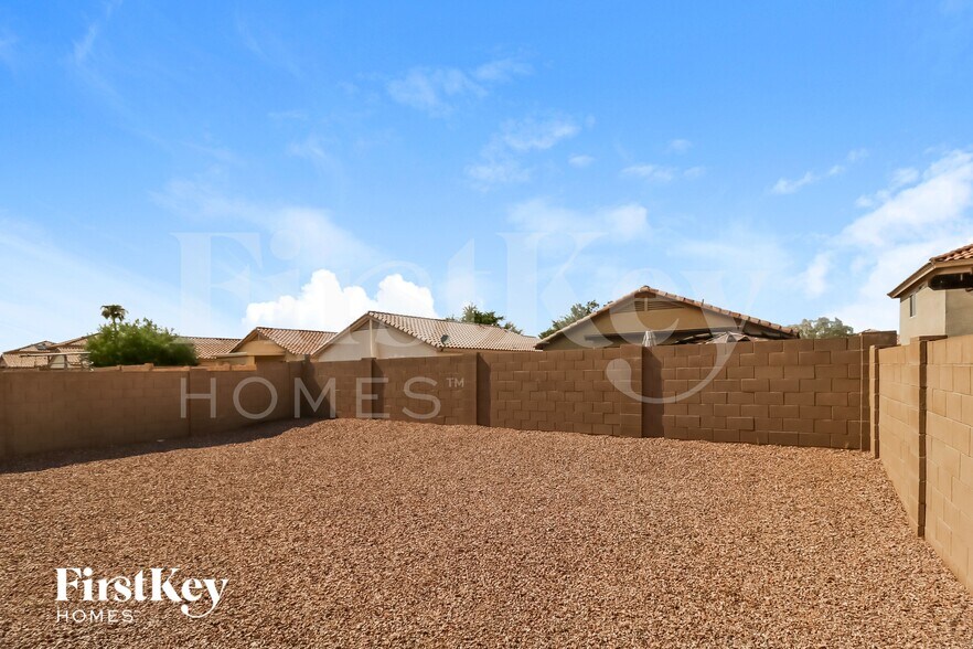 Building Photo - 12214 W Flores Dr