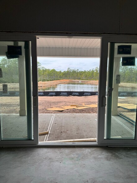 Building Photo - 5093 Roundhead Dr