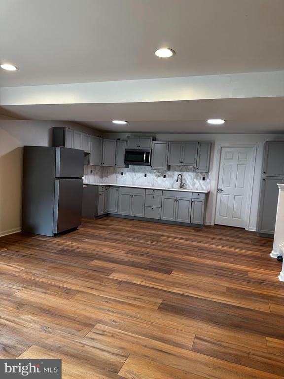 Building Photo - 9610 Hazelbrook Ct