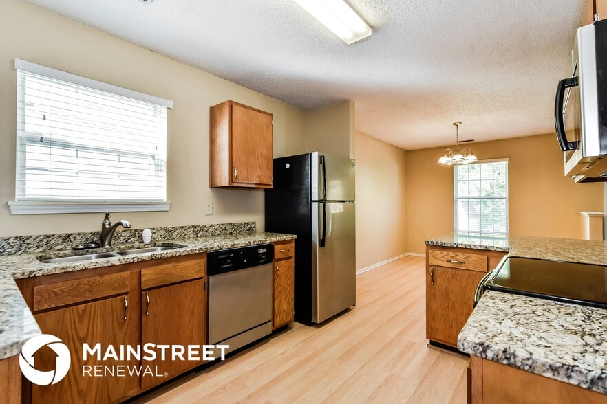 Building Photo - 5378 Milhouse Rd