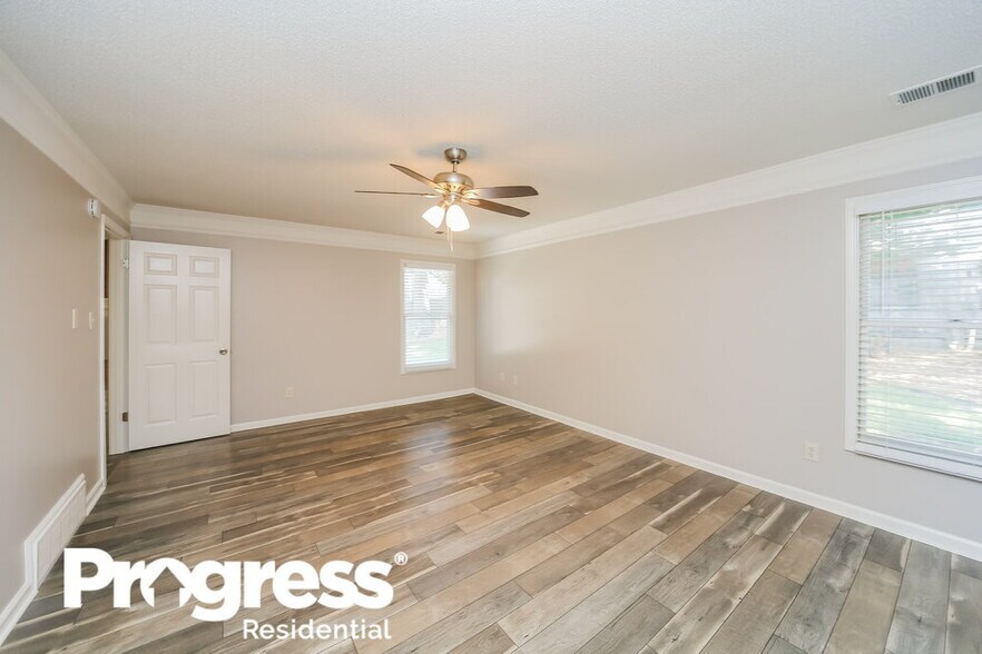 Building Photo - 7640 Dexter Park Dr