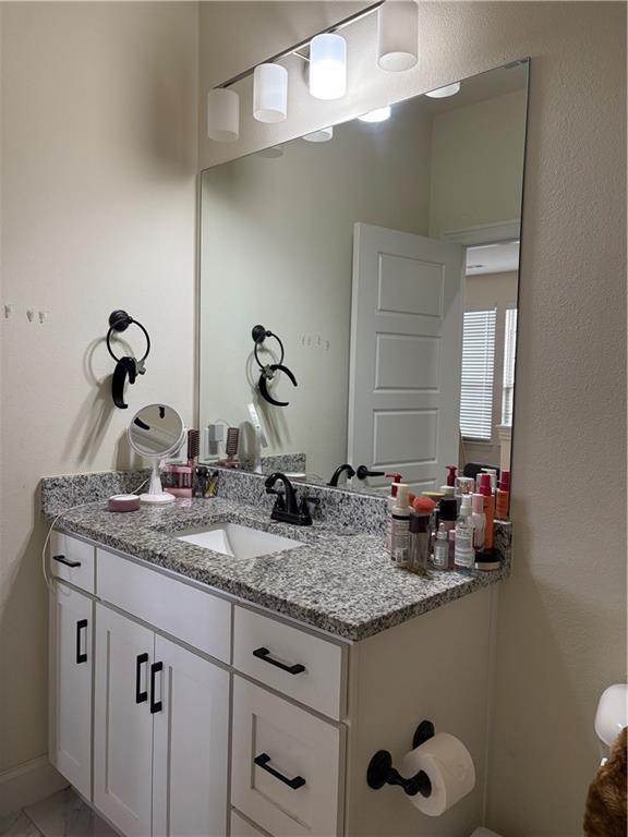 Building Photo - 5200 SW Kemptown Pl