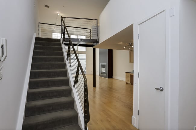 Building Photo - Luxurious Live/Work Loft in great DogPatch...