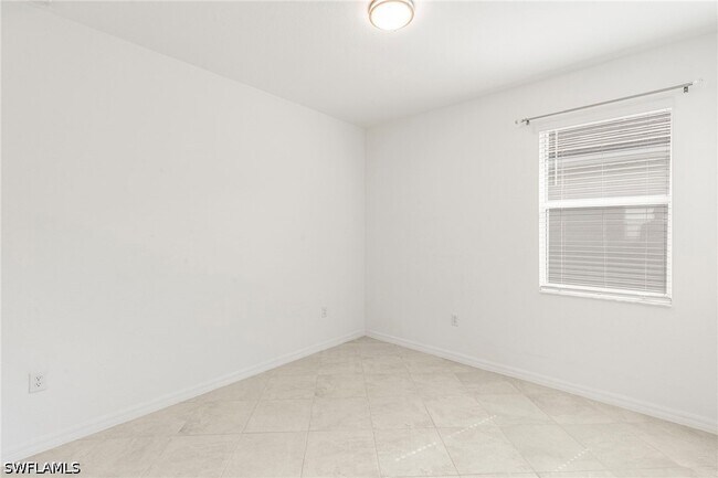 Building Photo - 2525 Kona Wy