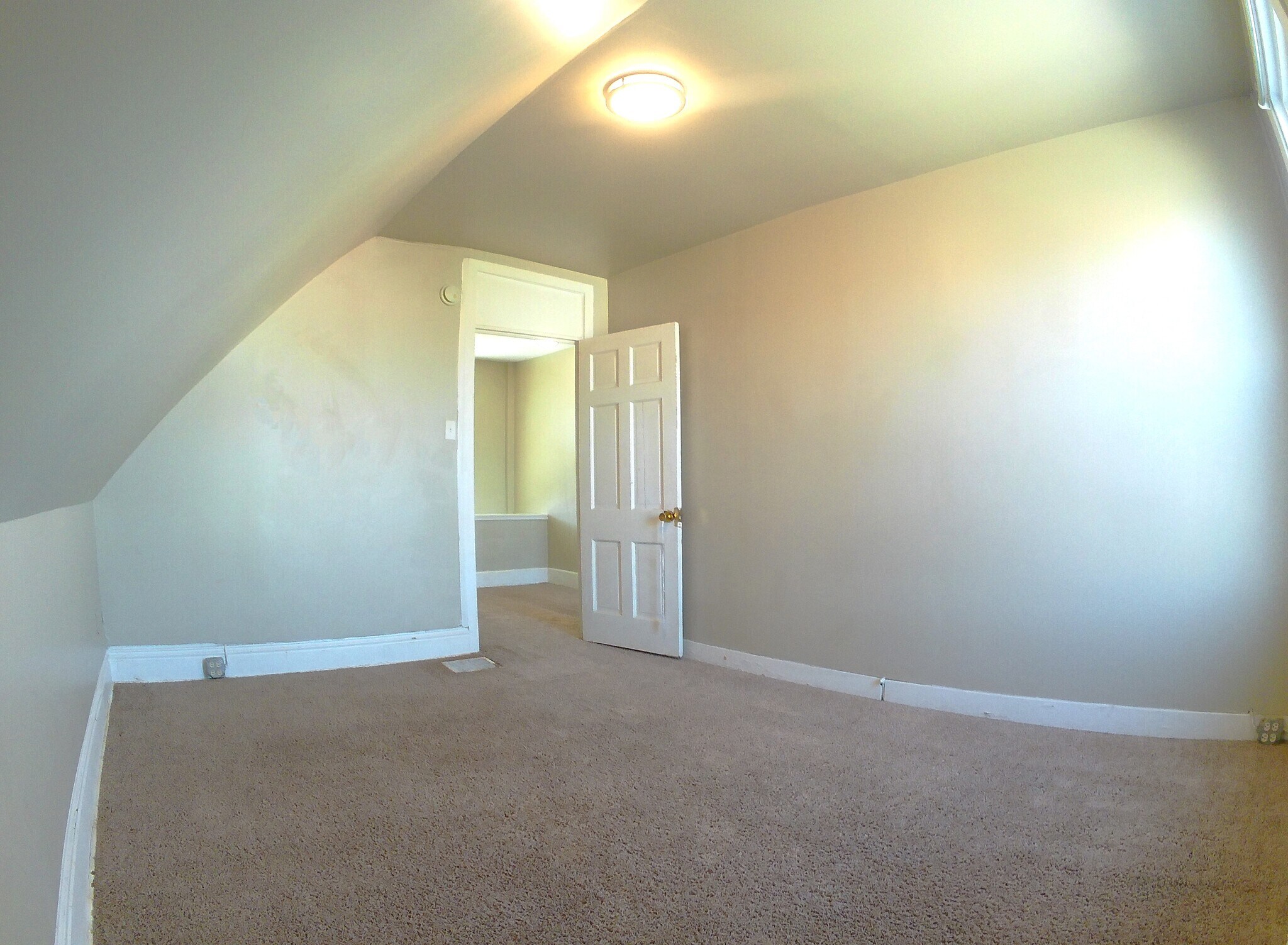 Bedroom 1 - 2005 McLean St