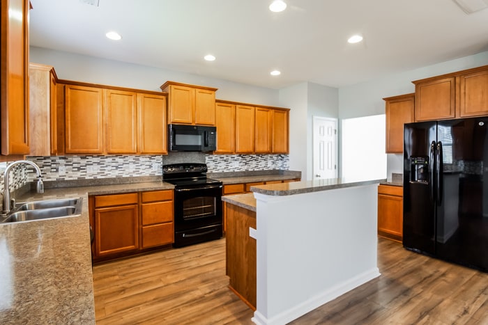 Building Photo - 442 Village Park Dr