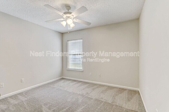 Building Photo - 749 Grand Parke Dr