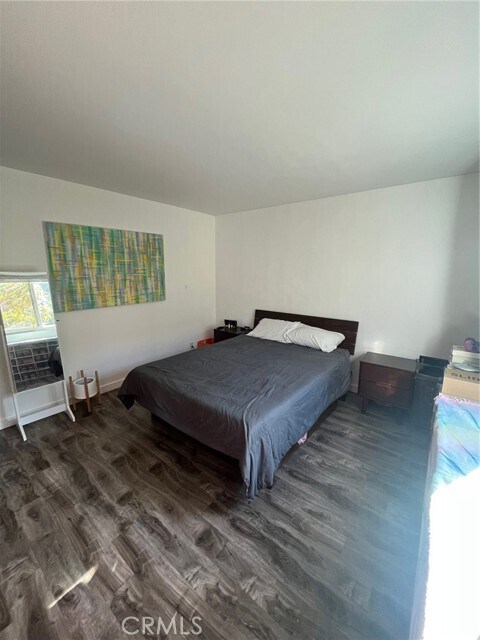 Building Photo - 3665 E 1st St