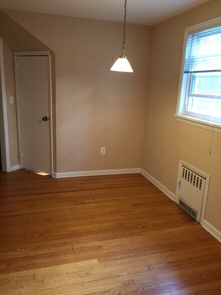 Building Photo - 1 Lovell Ave