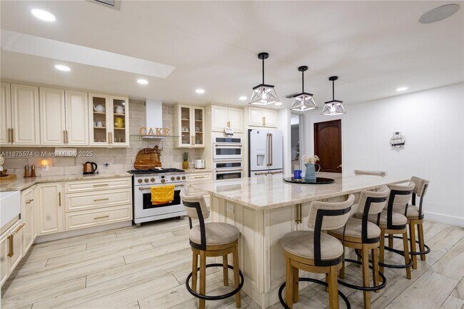 Building Photo - 14500 SW 17th Ct