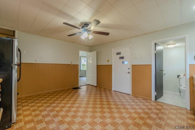 Building Photo - 703 Saybrook Pl