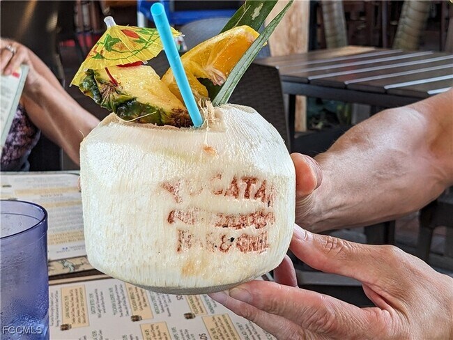 Building Photo - 545 SE 4th Terrace