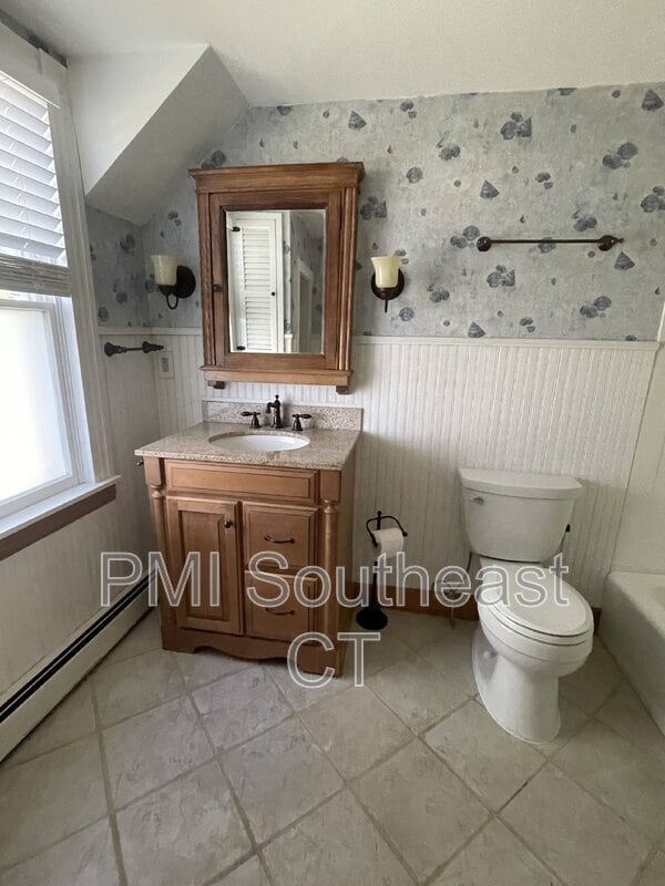 Building Photo - 26 Academy Ln