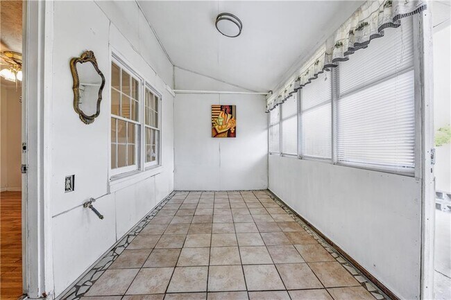 Building Photo - 5615 Executive Way