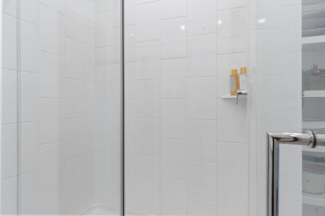 Building Photo - 7811 Bel Fiore Dr