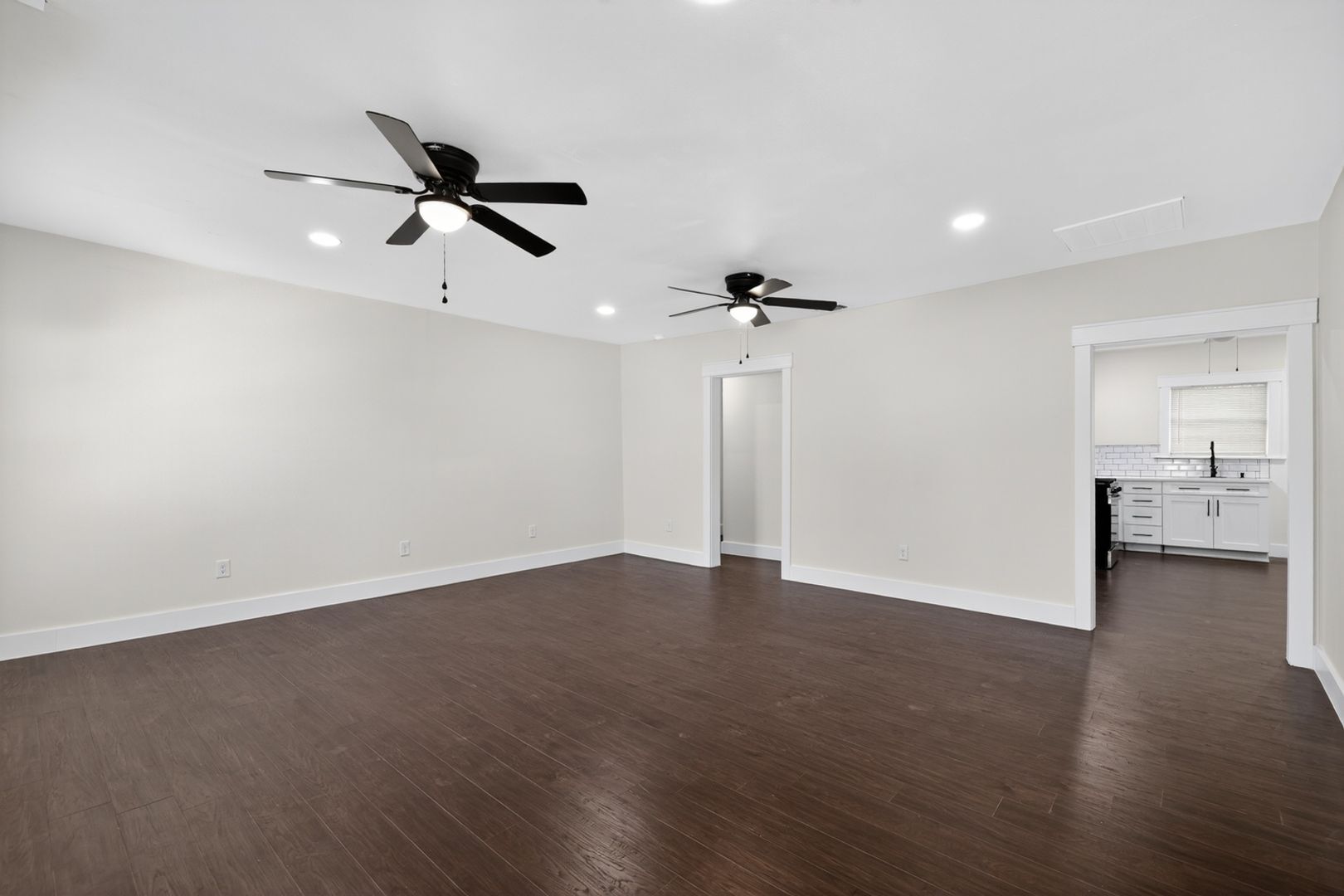 Building Photo - 427 Floyd Ave