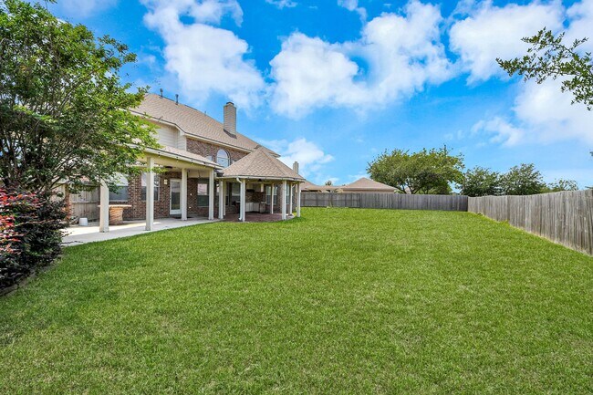 Building Photo - 4230 Waterwood Dr