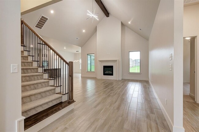 Building Photo - 4616 Maple Rdg Dr