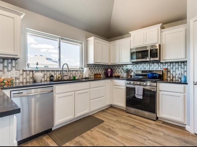 Building Photo - 1008 S Appaloosa Ln