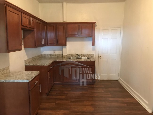 Building Photo - 2345 Mc Quade St