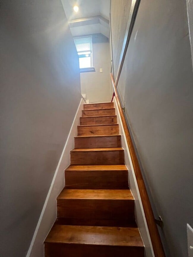 Building Photo - 2500 Linwood Rd