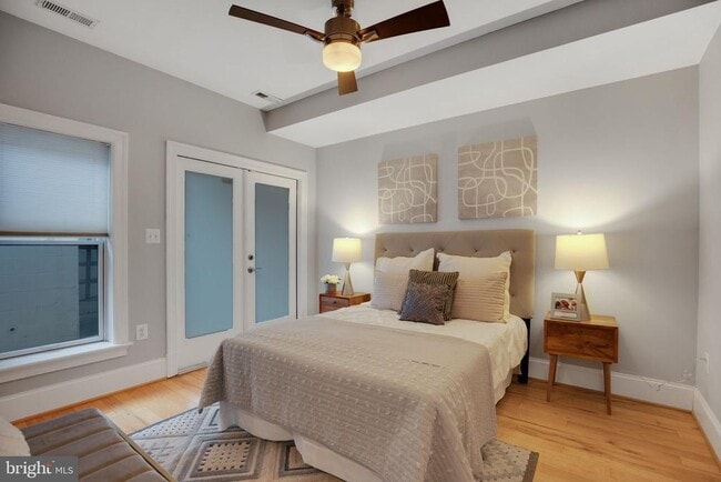 Building Photo - 2106 10th St NW