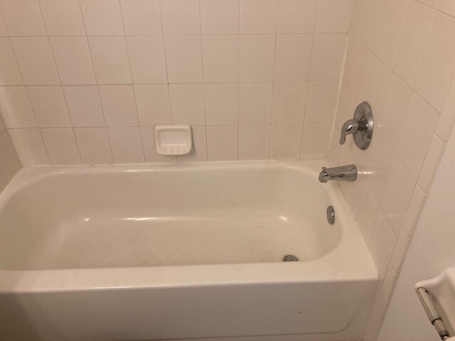 Building Photo - 29 Pony Ln