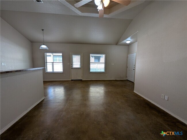 Building Photo - 208 Anne Louise Dr