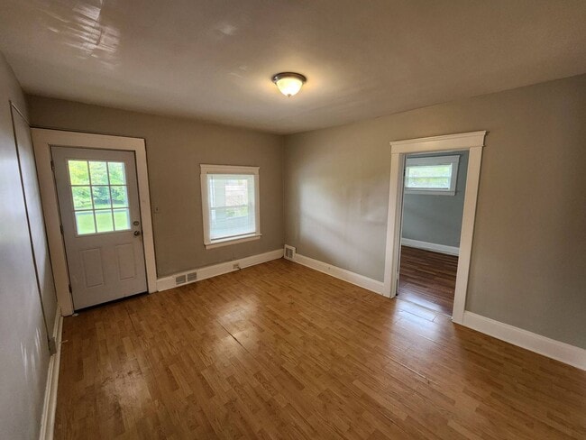 Building Photo - 13302 Ferris Ave