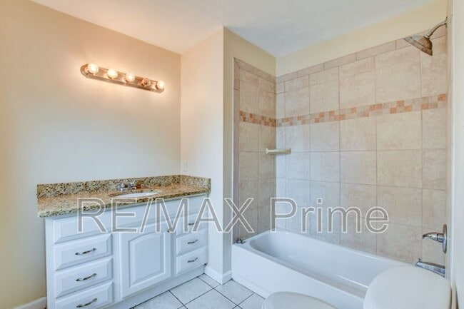 Building Photo - 2808 Arcadia Ave