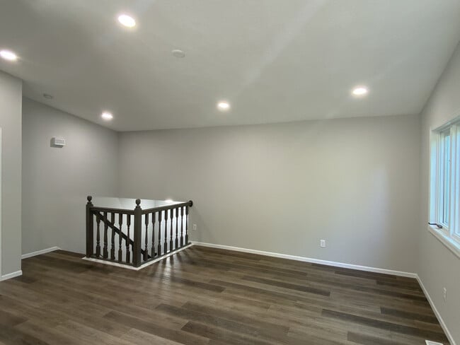 Building Photo - 8553 Baltimore St NE