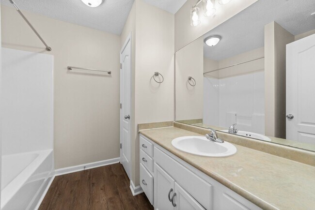 Building Photo - 106 Sango Place Villas Dr