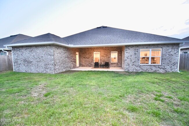 Building Photo - 4756 Rosemary St