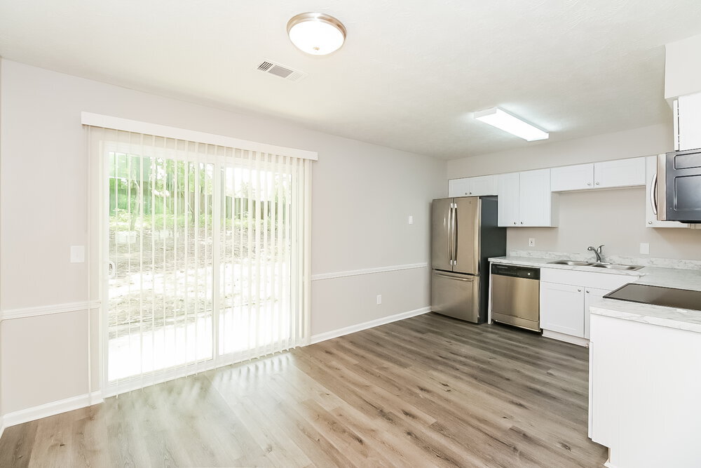 Building Photo - 300 N Meade Dr