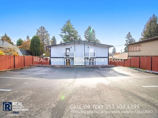 Building Photo - 1111 SW 148th St