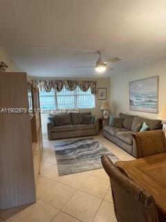 Building Photo - 1333 E Hallandale Beach Blvd