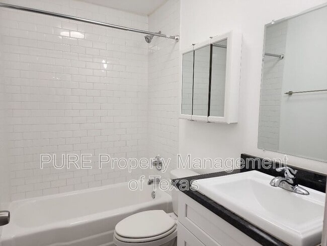 Building Photo - 1503 Braes Ridge Dr