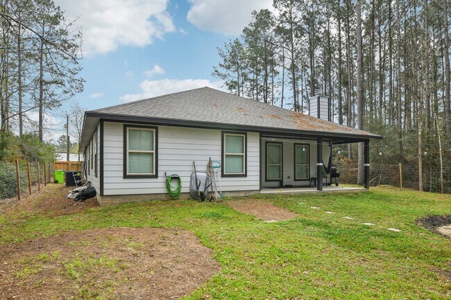 Building Photo - 298 Rd 3545