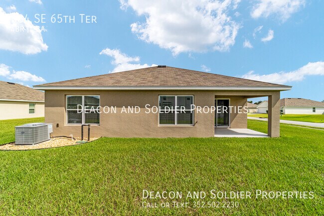 Building Photo - 684 SE 65th Terrace