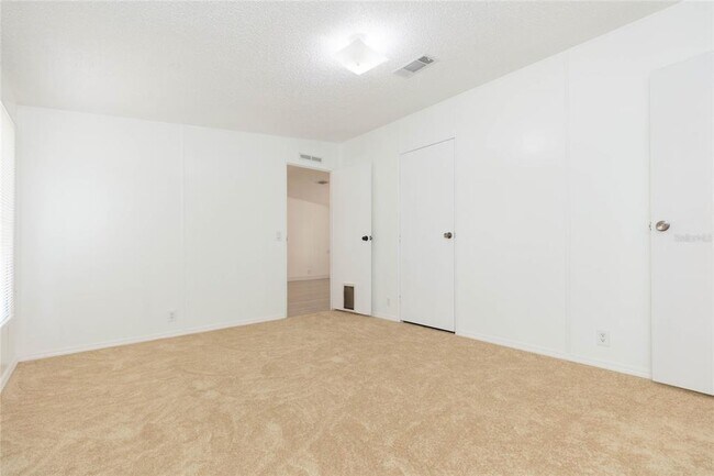 Building Photo - 14130 Bowie Rd