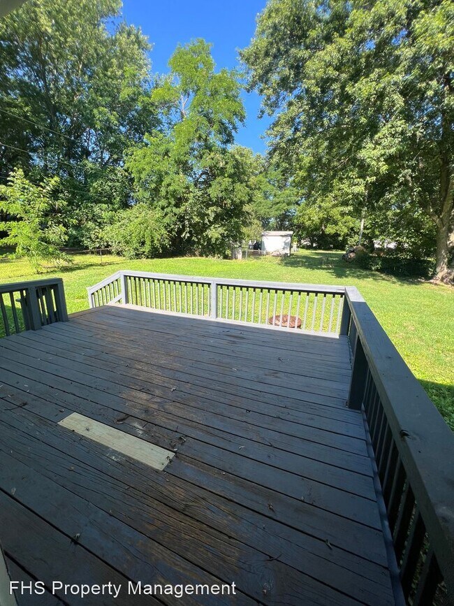Building Photo - 3 br, 1 bath House - 621 S Golden