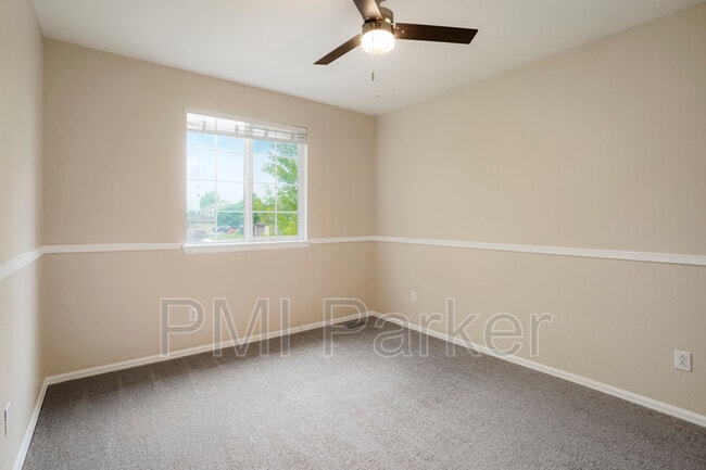 Building Photo - 8374 Bed Straw St