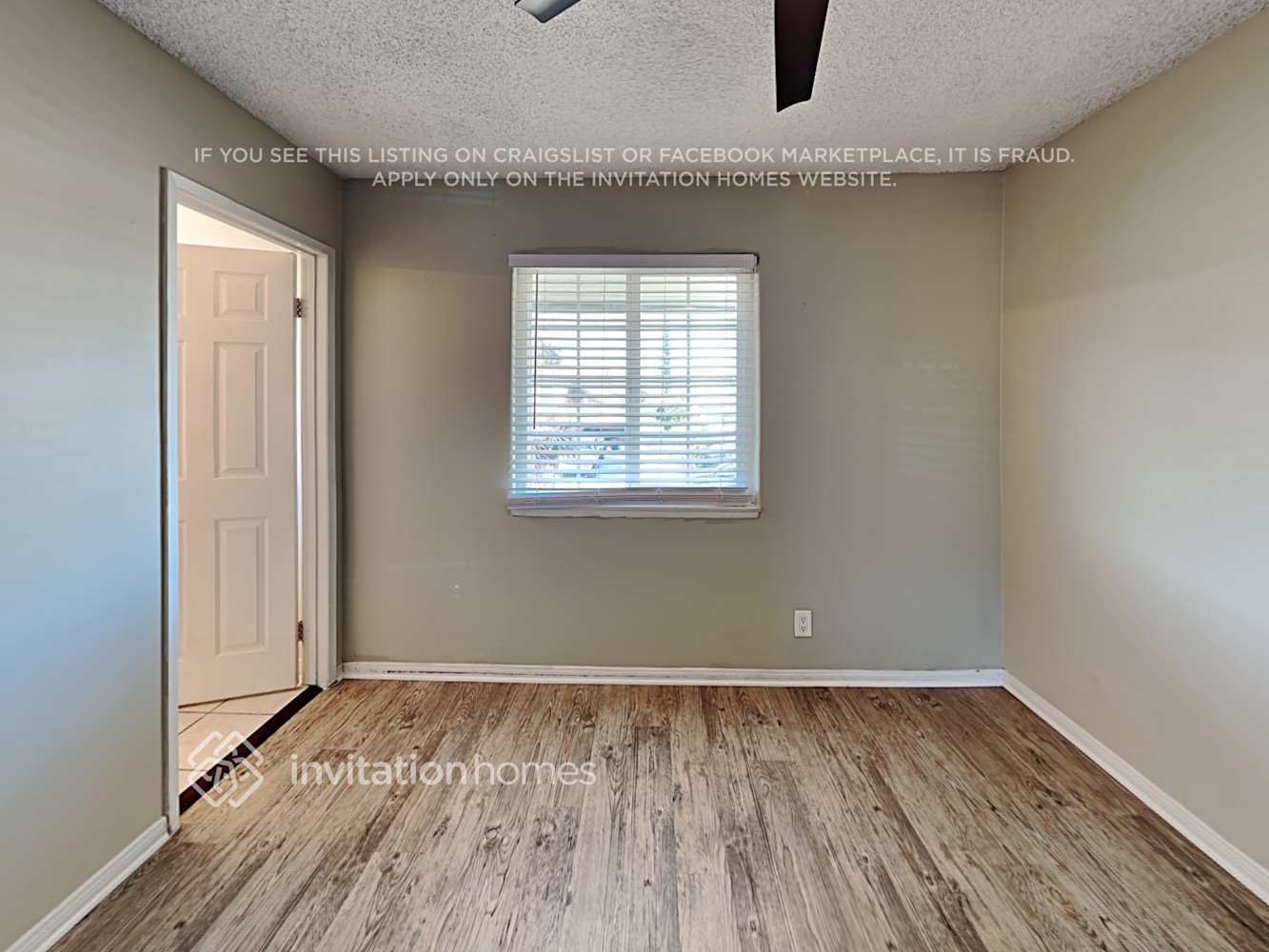 Building Photo - 2164 Athens Ave